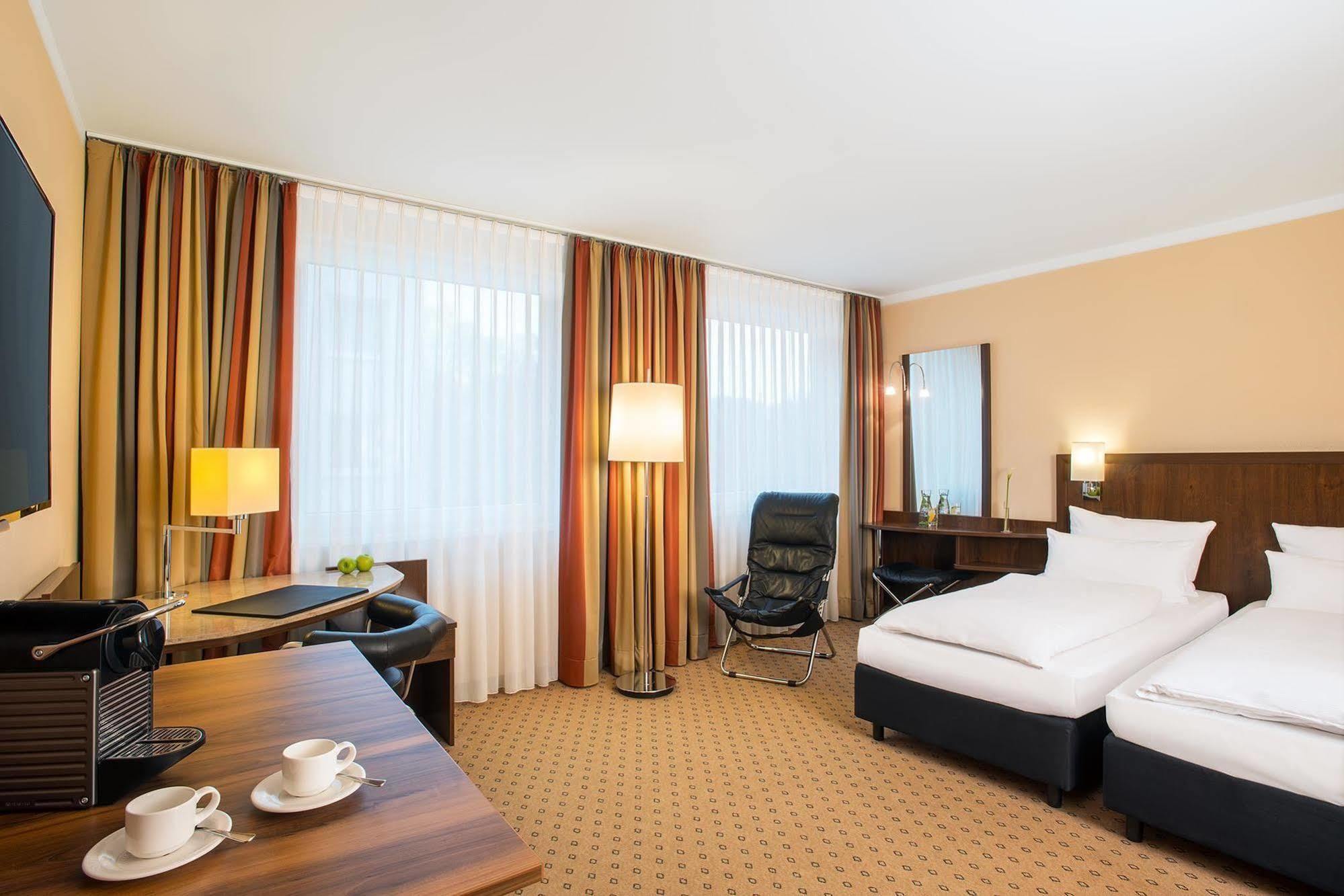 Hotel Nh Altstadt Keulen